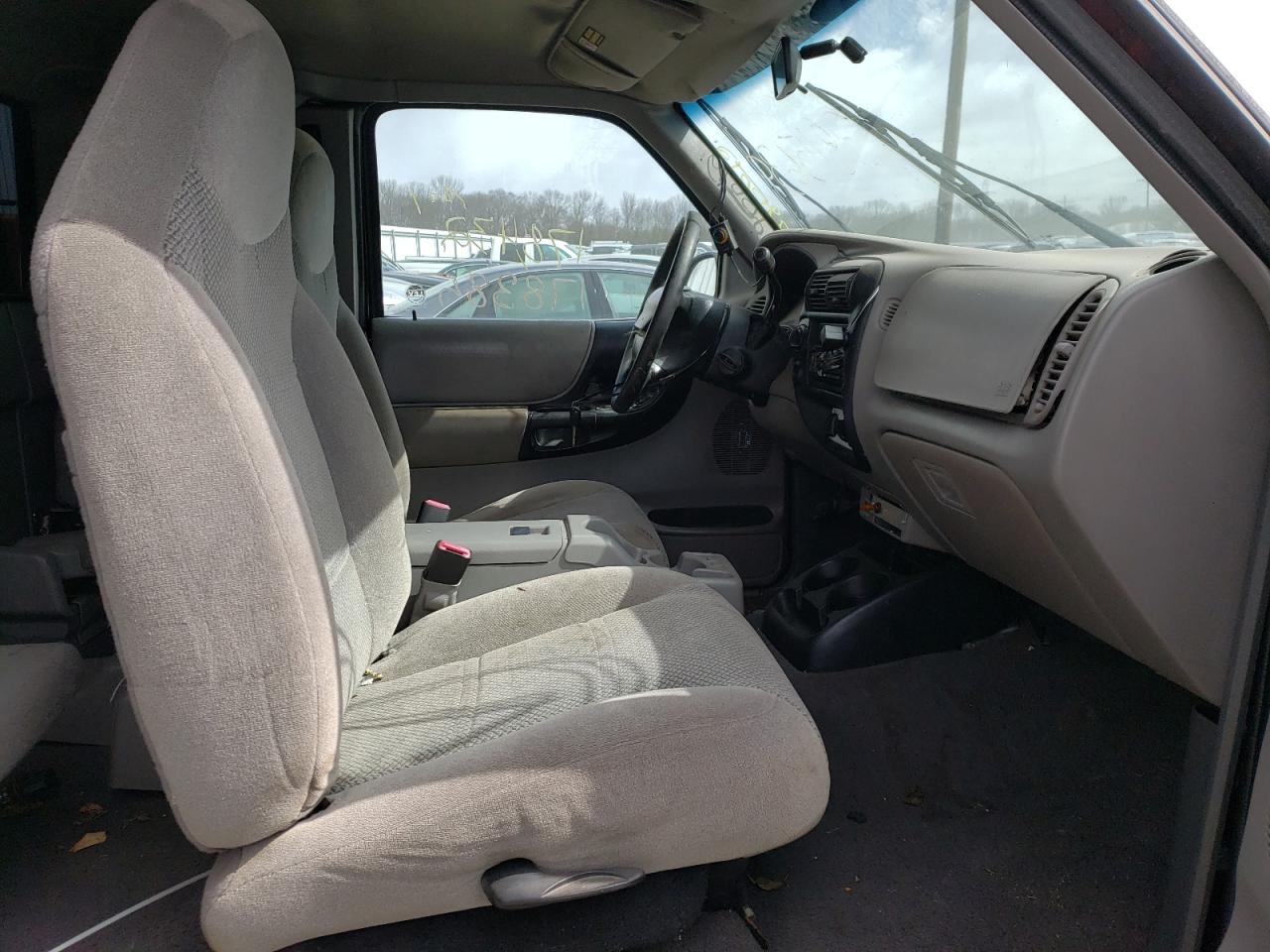 Photo 5 from auction – 2000 FORD RANGER SUP with VIN 1FTZR15X5YPA44877