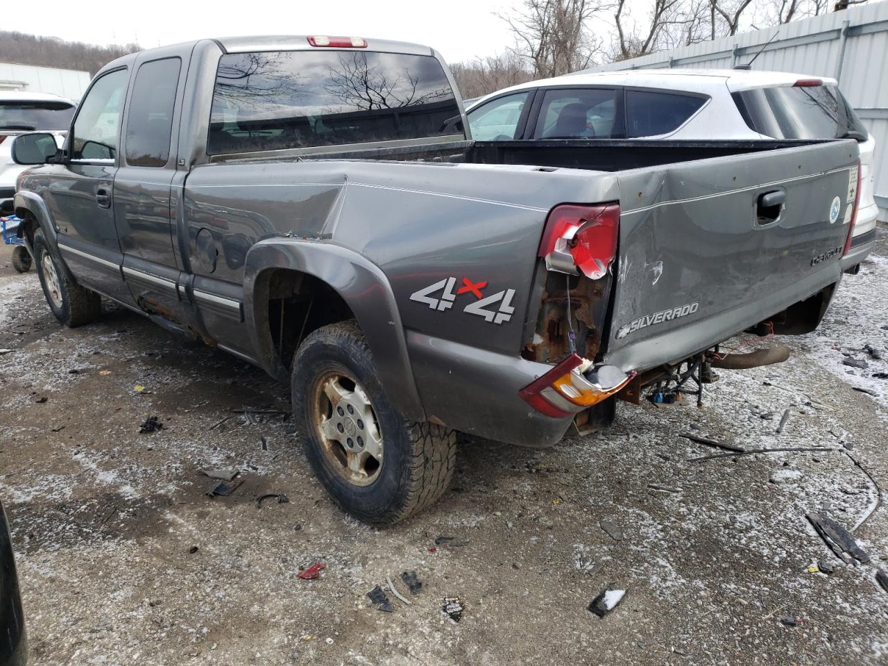 Photo 3 from auction – 2002 CHEVROLET SILVERADO with VIN 2GCEK19T121232004