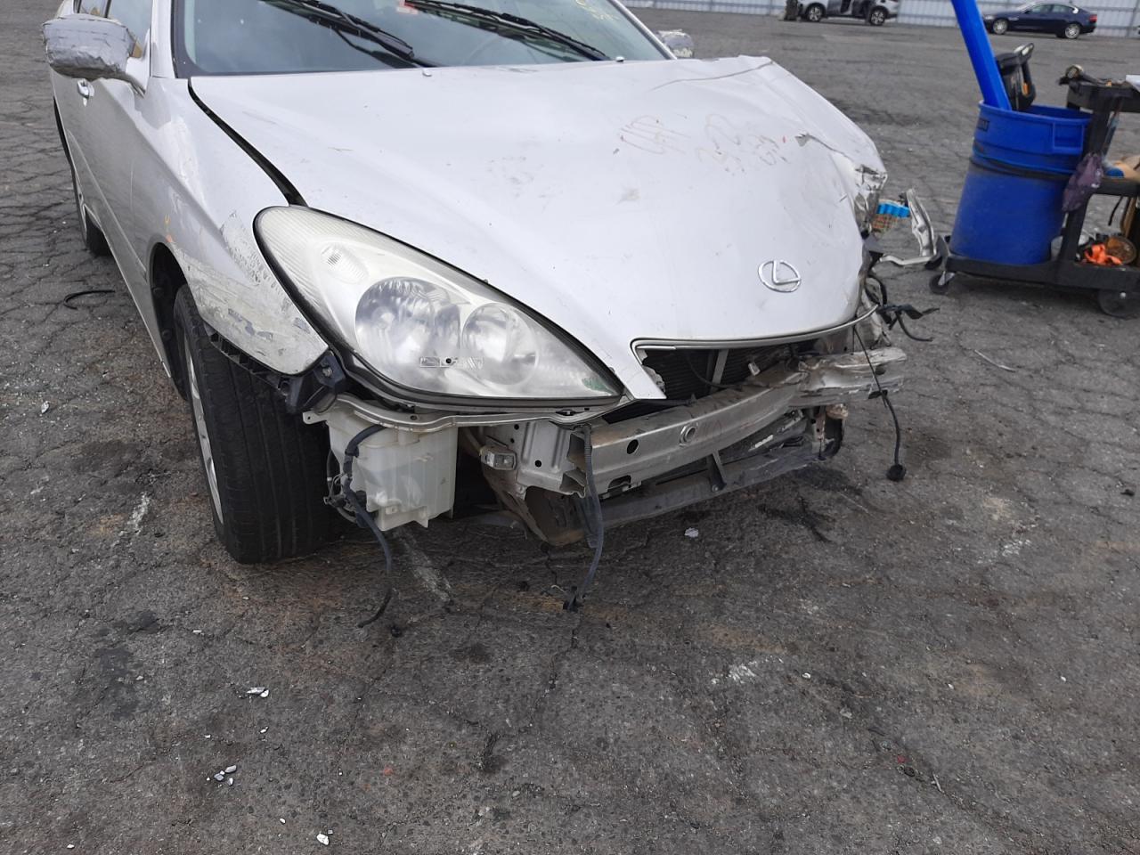 Photo 9 from auction – 2004 LEXUS ES 330 with VIN JTHBA30G440022611
