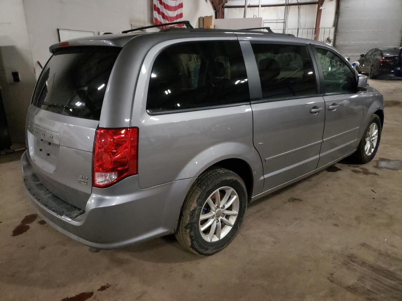 Photo 4 from auction – 2016 DODGE GRAND CARA with VIN 2C4RDGCG5GR342282