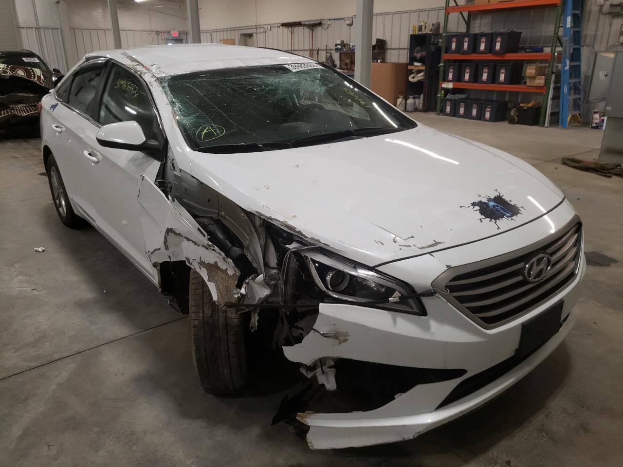 HYUNDAI SONATA SE 2015 with VIN 5NPE24AF3FH010026 - Photo from auction
