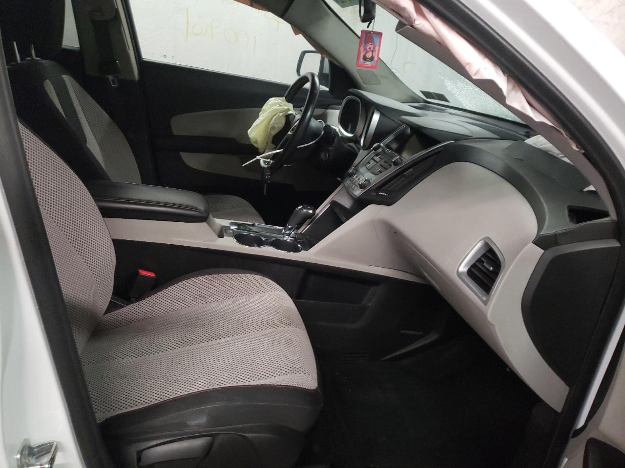 Zdjęcie 5 z aukcji – 2017 CHEVROLET EQUINOX LT z VIN 2GNFLFEK5H6100734