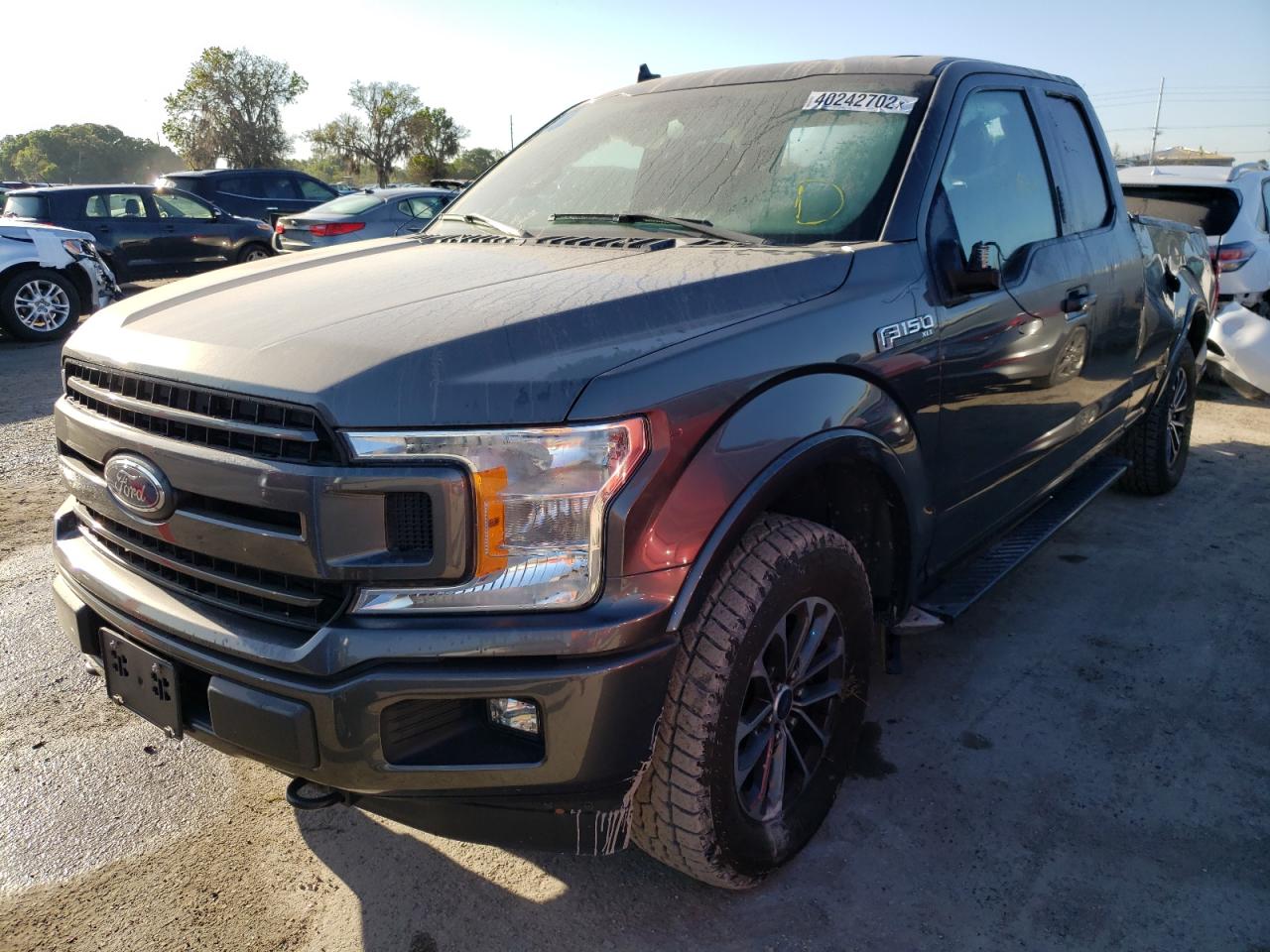 Photo 2 from auction – 2018 FORD F150 SUPER with VIN 1FTEX1EP0JFB41243