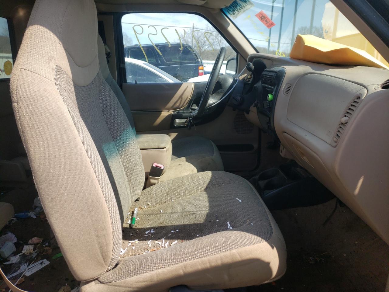 Photo 5 from auction – 2000 FORD RANGER SUP with VIN 1FTYR14V2YTA53202