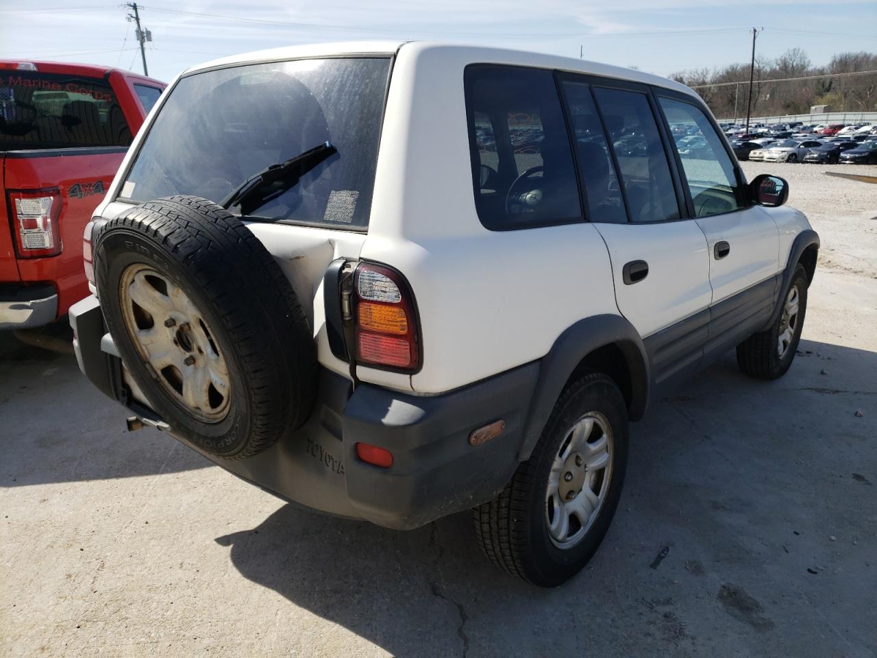 Photo 4 from auction – 1998 TOYOTA RAV4 with VIN JT3GP10V5W7033656