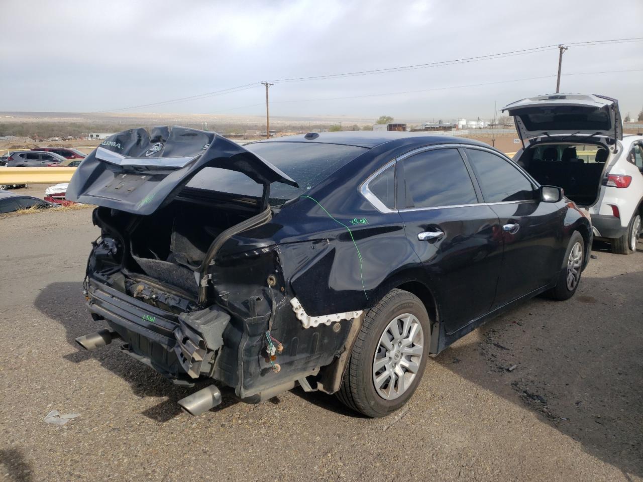 Photo 4 from auction – 2015 NISSAN ALTIMA 2.5 with VIN 1N4AL3AP2FN327445