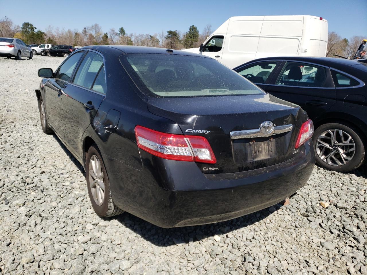 Photo 3 from auction – 2011 TOYOTA CAMRY BASE with VIN 4T1BF3EKXBU227920
