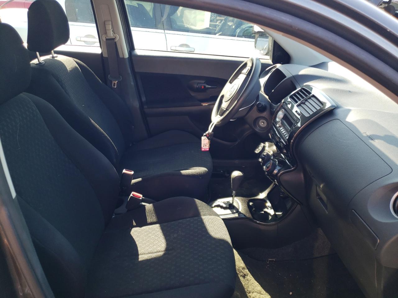 Photo 5 from auction – 2010 TOYOTA SCION XD with VIN JTKKU4B47AJ050791