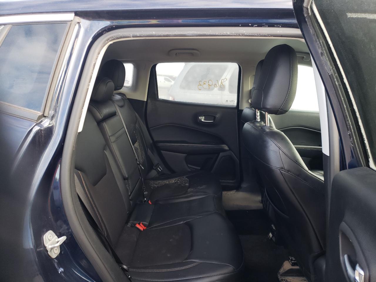 Photo 6 from auction – 2017 JEEP COMPASS LA with VIN 3C4NJDBBXHT660389