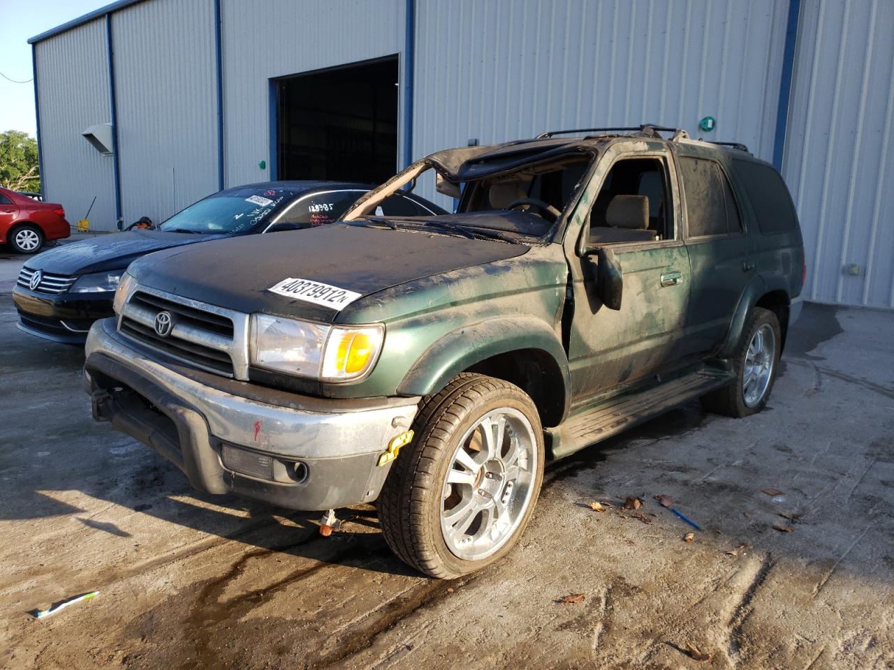 Photo 2 from auction – 2000 TOYOTA 4RUNNER SR with VIN JT3GN86R4Y0168793