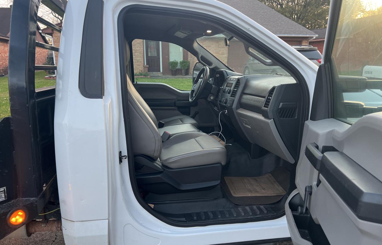 Photo 5 from auction – 2017 FORD F350 SUPER with VIN 1FDRF3G67HEC90751
