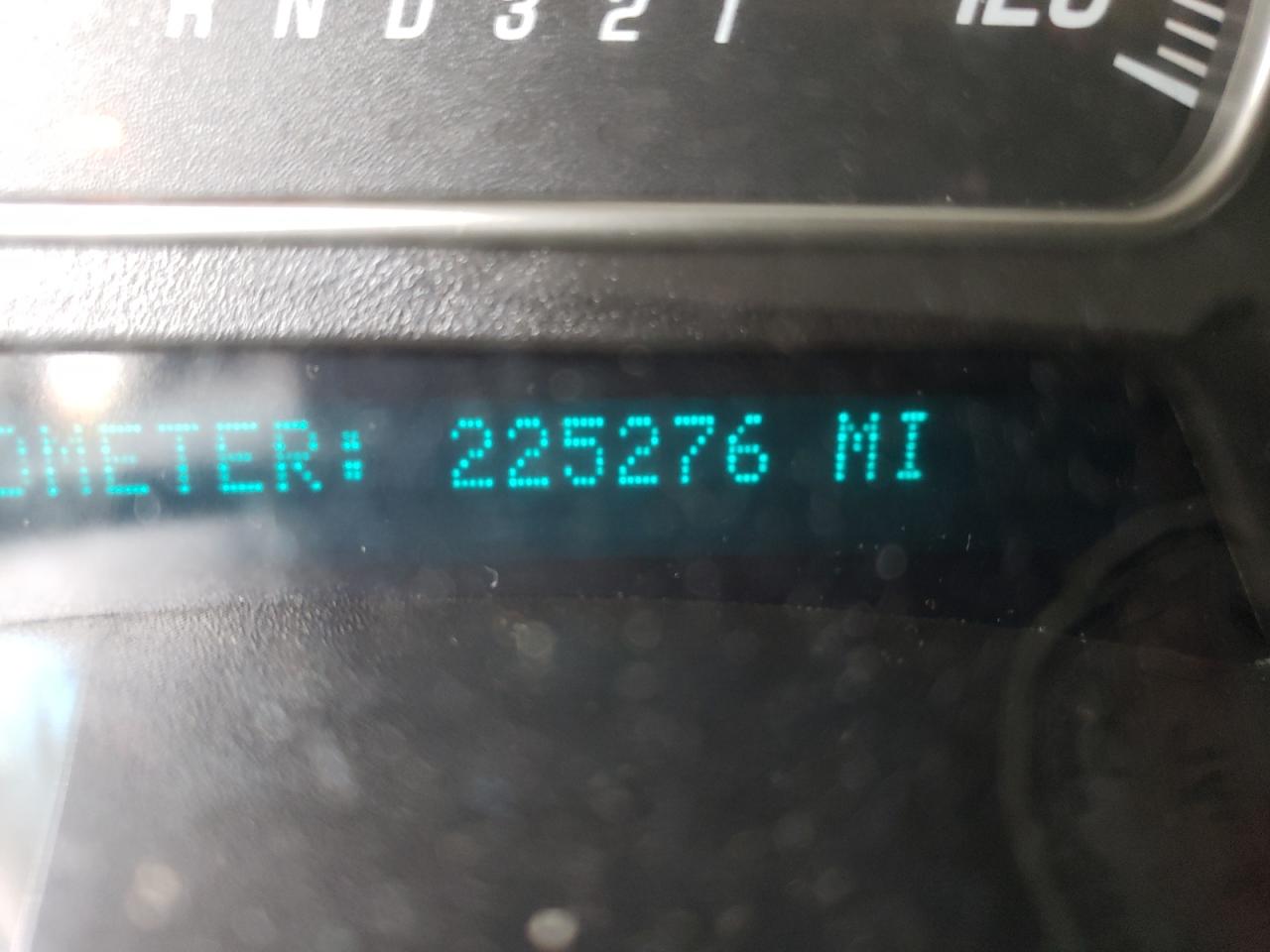 Photo 8 from auction – 2008 GMC ENVOY with VIN 1GKDT13S682230397