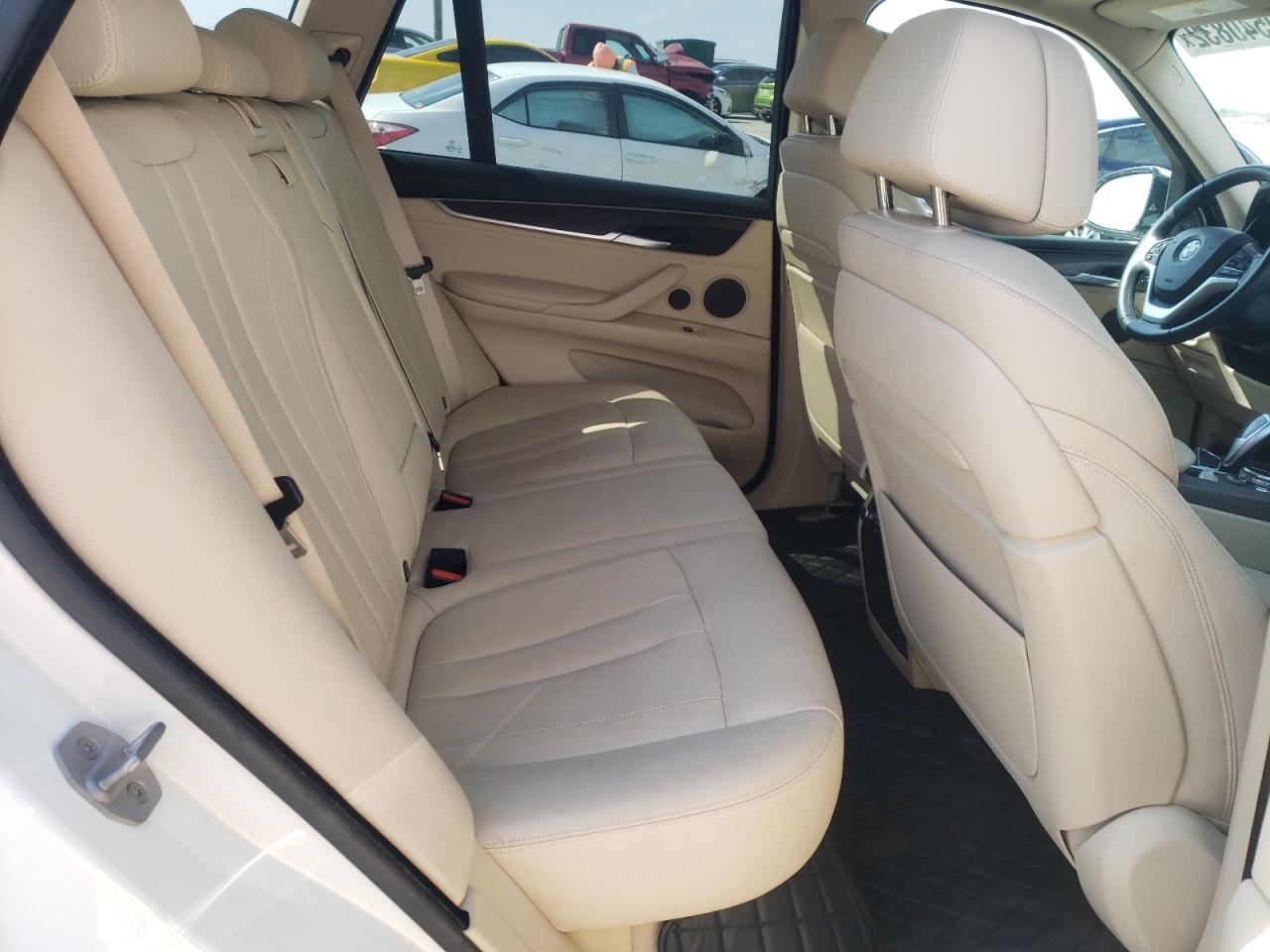 Photo 6 from auction – 2015 BMW X5 SDRIVE3 with VIN 5UXKR2C56F0H38445