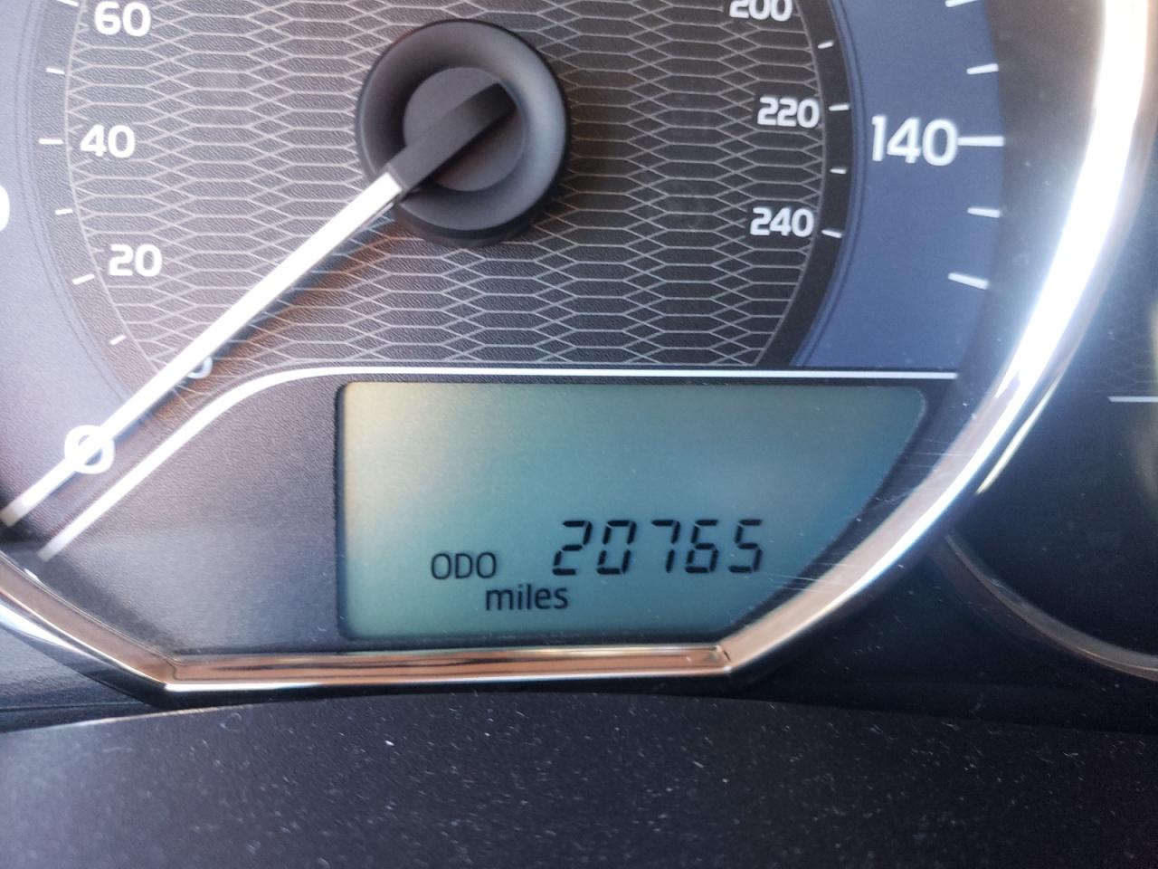 Photo 8 from auction – 2016 TOYOTA COROLLA with VIN 2T1BURHE0GC727317