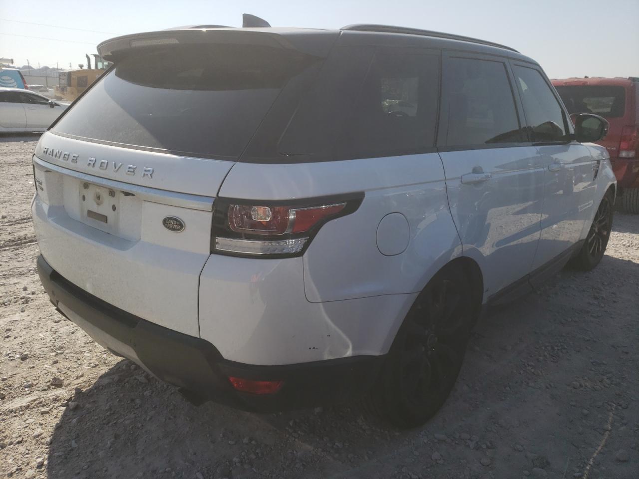 Photo 4 from auction – 2017 LAND ROVER RANGE ROVE with VIN SALWR2FV5HA143295