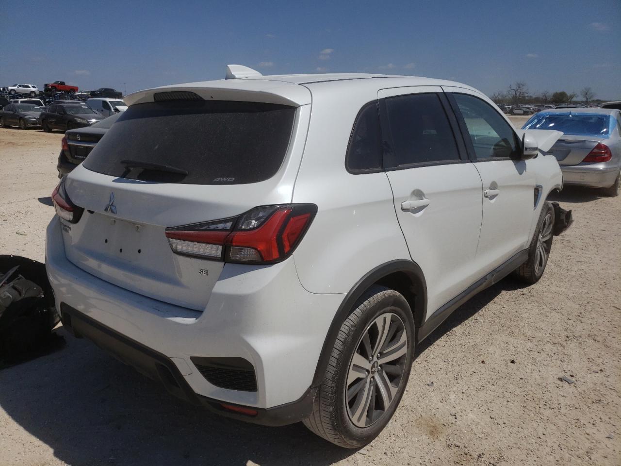 Photo 4 from auction – 2020 MITSUBISHI OUTLANDER with VIN JA4AR3AU2LU018097