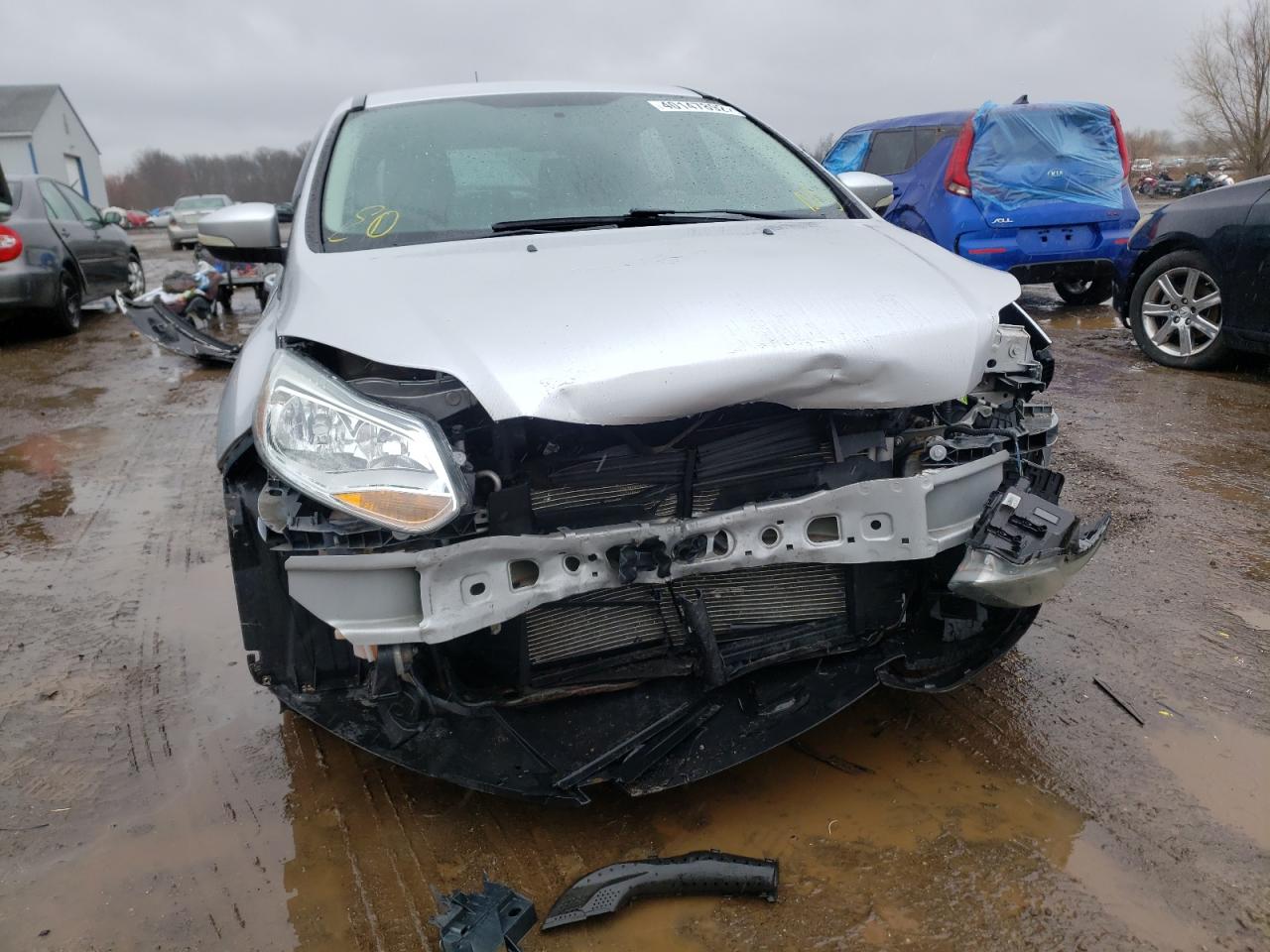 Photo 9 from auction – 2014 FORD FOCUS SE with VIN 1FADP3K21EL253420