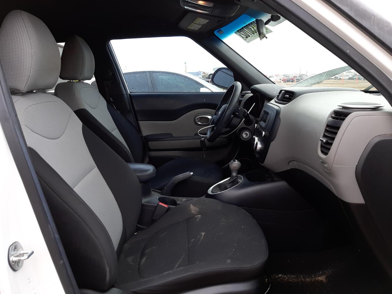 صورة رقم 5 من المزاد - 2014 KIA SOUL مع VIN KNDJN2A26E7045332