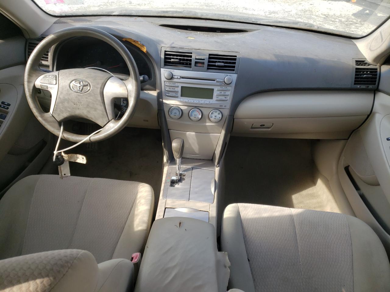Photo 9 from auction – 2010 TOYOTA CAMRY BASE with VIN 4T1BF3EK3AU555713