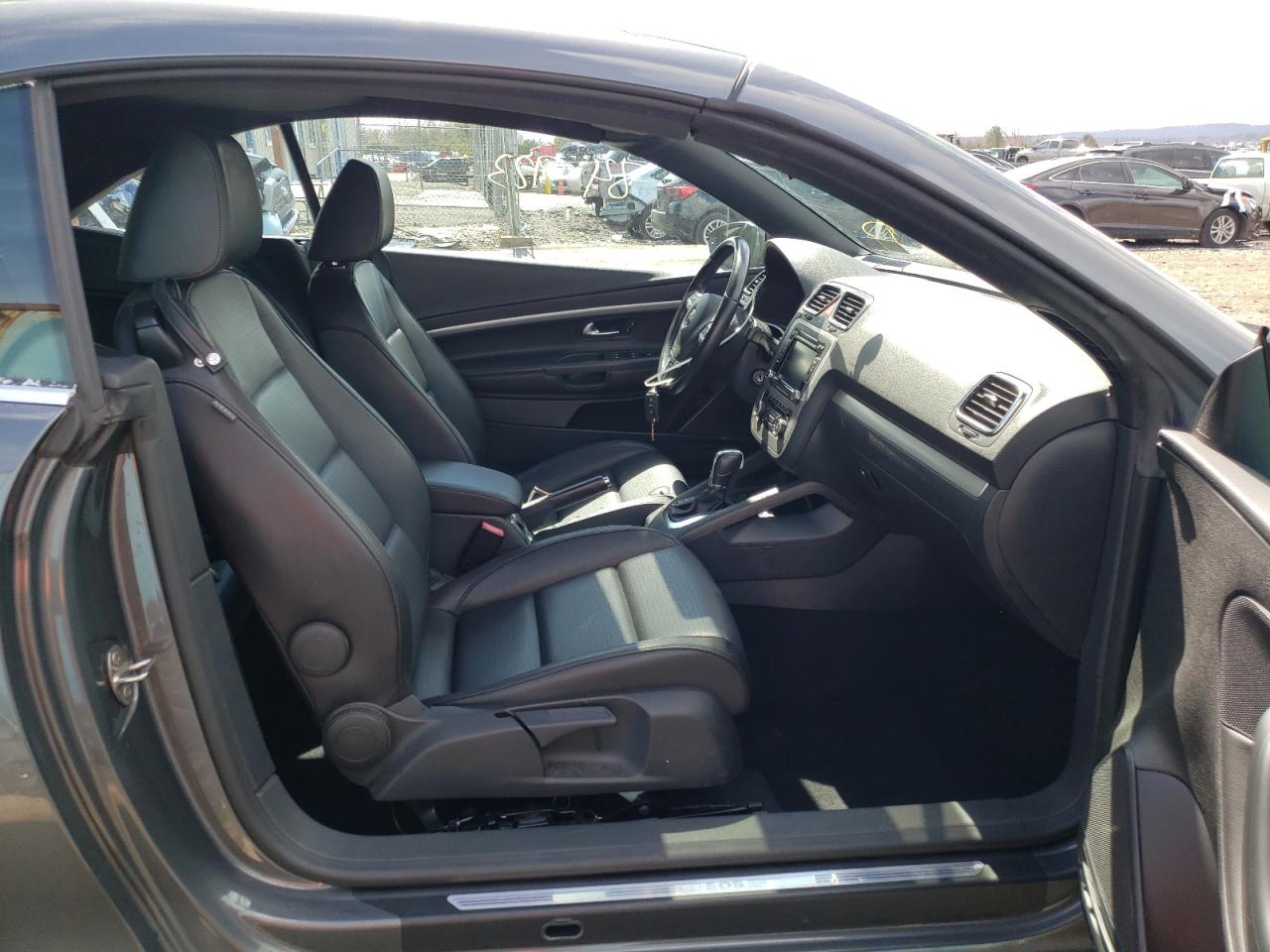 Photo 5 from auction – 2012 VOLKSWAGEN EOS KOMFOR with VIN WVWBW7AH5CV017355