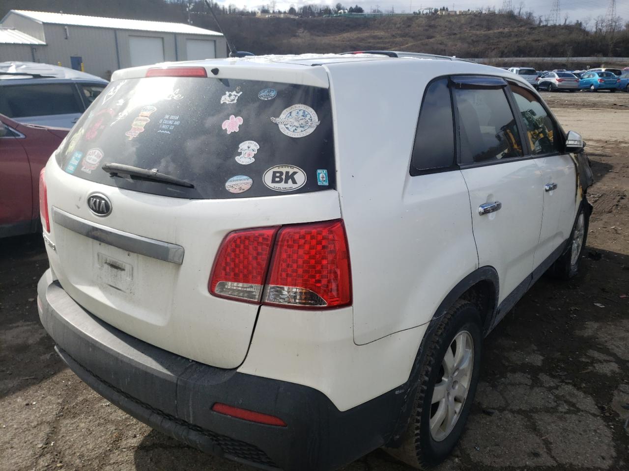 Photo 4 from auction – 2011 KIA SORENTO BA with VIN 5XYKT3A11BG080494