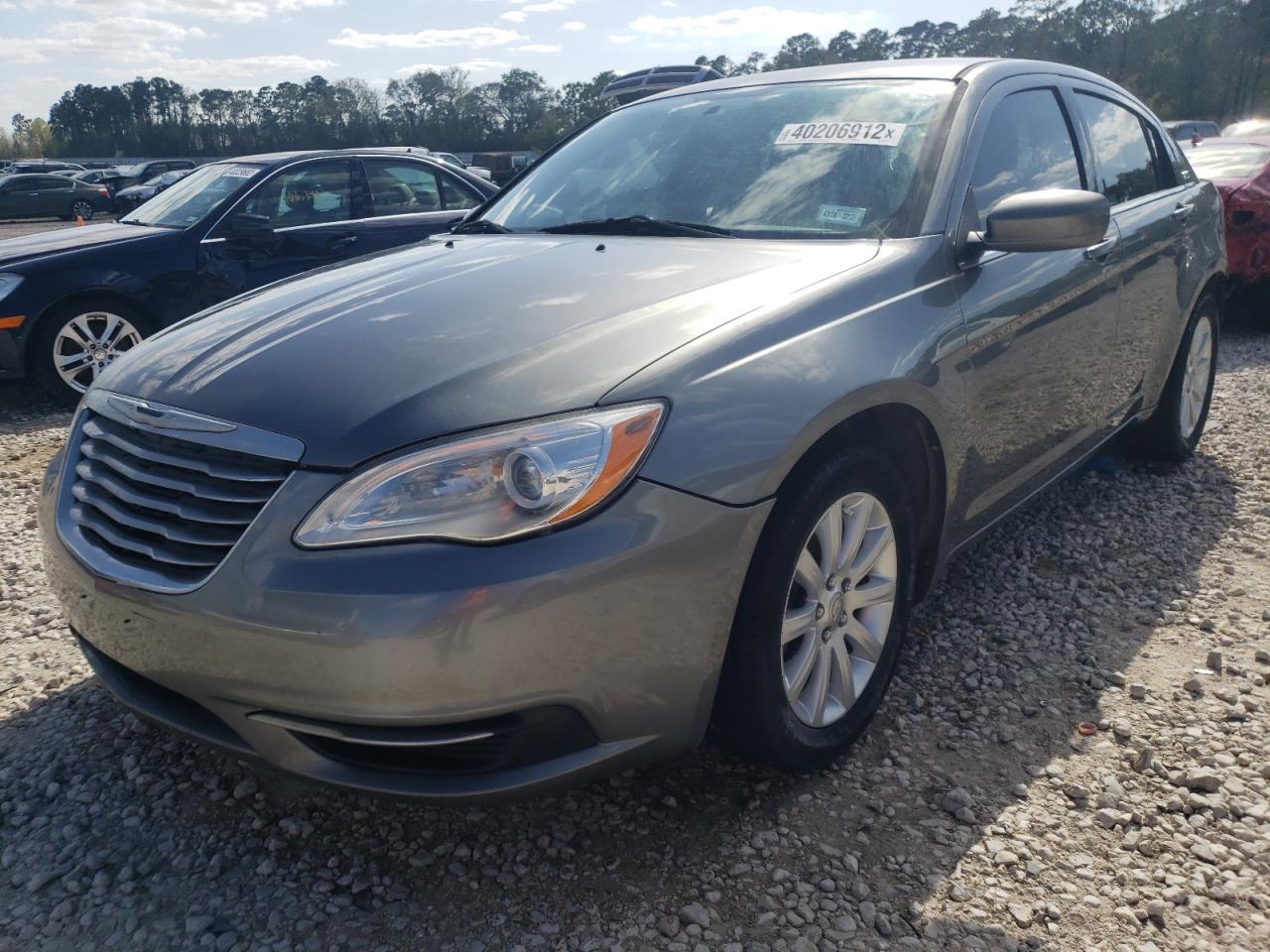 Photo 2 from auction – 2013 CHRYSLER 200 TOURIN with VIN 1C3CCBBB3DN672971