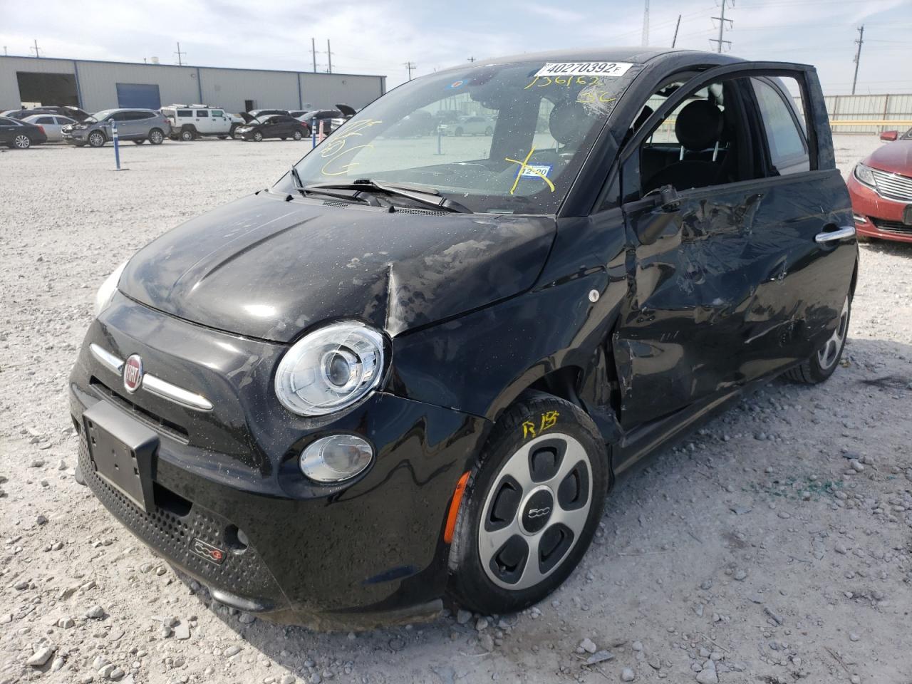 Photo 2 from auction – 2016 FIAT 500 ELECTR with VIN 3C3CFFGE0GT136162