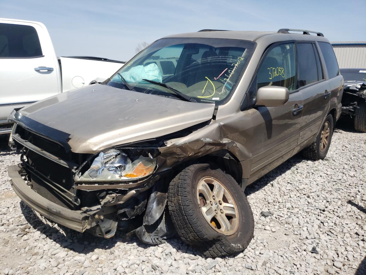 Photo 2 from auction – 2003 HONDA PILOT EXL with VIN 2HKYF18583H525404