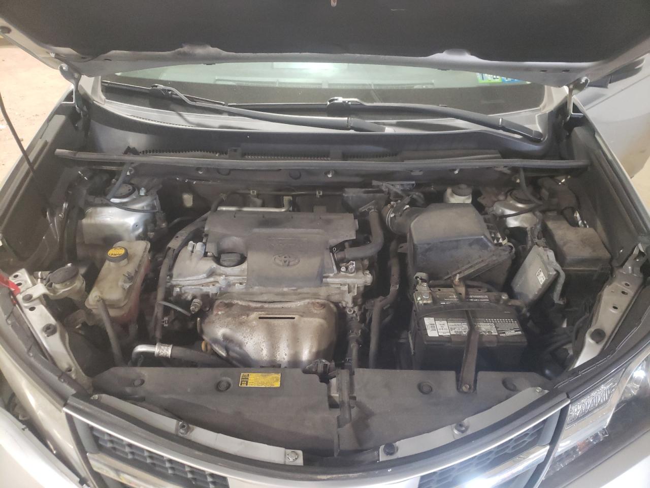 Photo 7 from auction – 2013 TOYOTA RAV4 XLE with VIN 2T3RFREVXDW123224