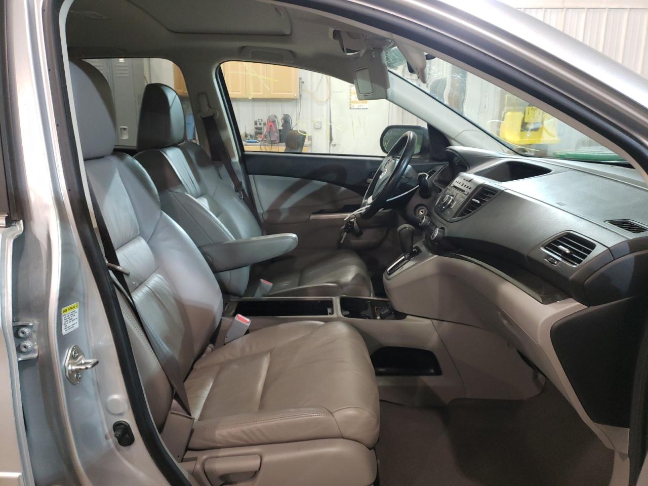 Photo 5 from auction – 2013 HONDA CR-V EXL with VIN 2HKRM4H70DH682052