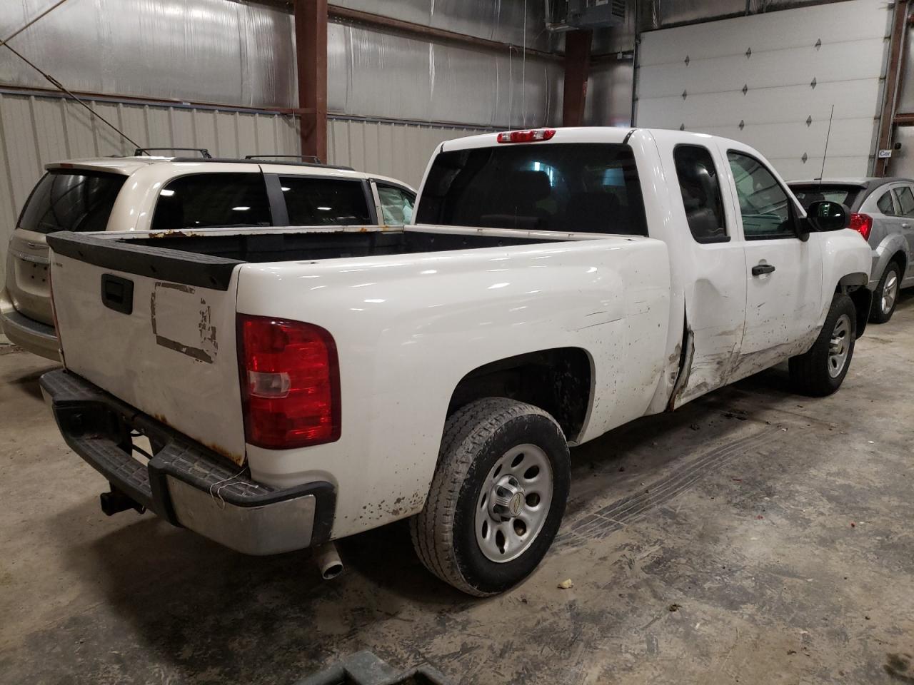 Photo 4 from auction – 2010 CHEVROLET SILVERADO with VIN 1GCSCPEA3AZ288779