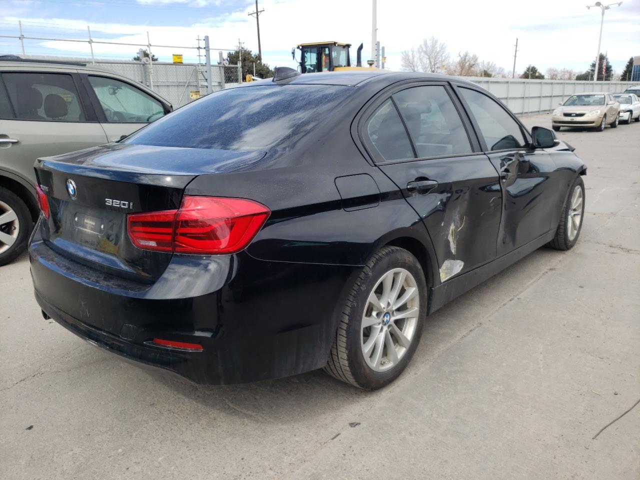 Photo 4 from auction – 2016 BMW 320 XI with VIN WBA8E5G56GNT41240