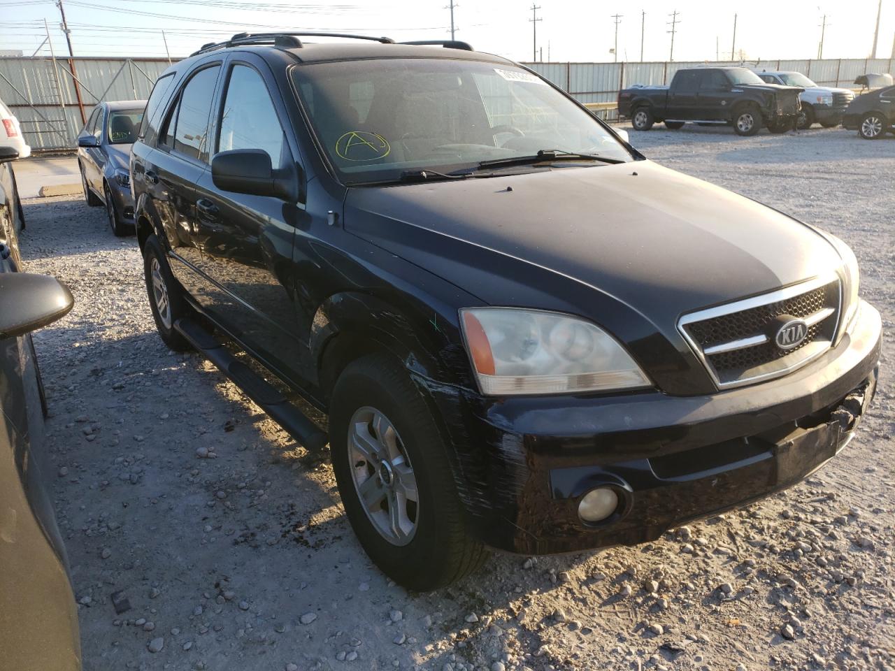 صورة رقم 1 من المزاد - 2004 KIA SORENTO EX مع VIN KNDJD733745186149