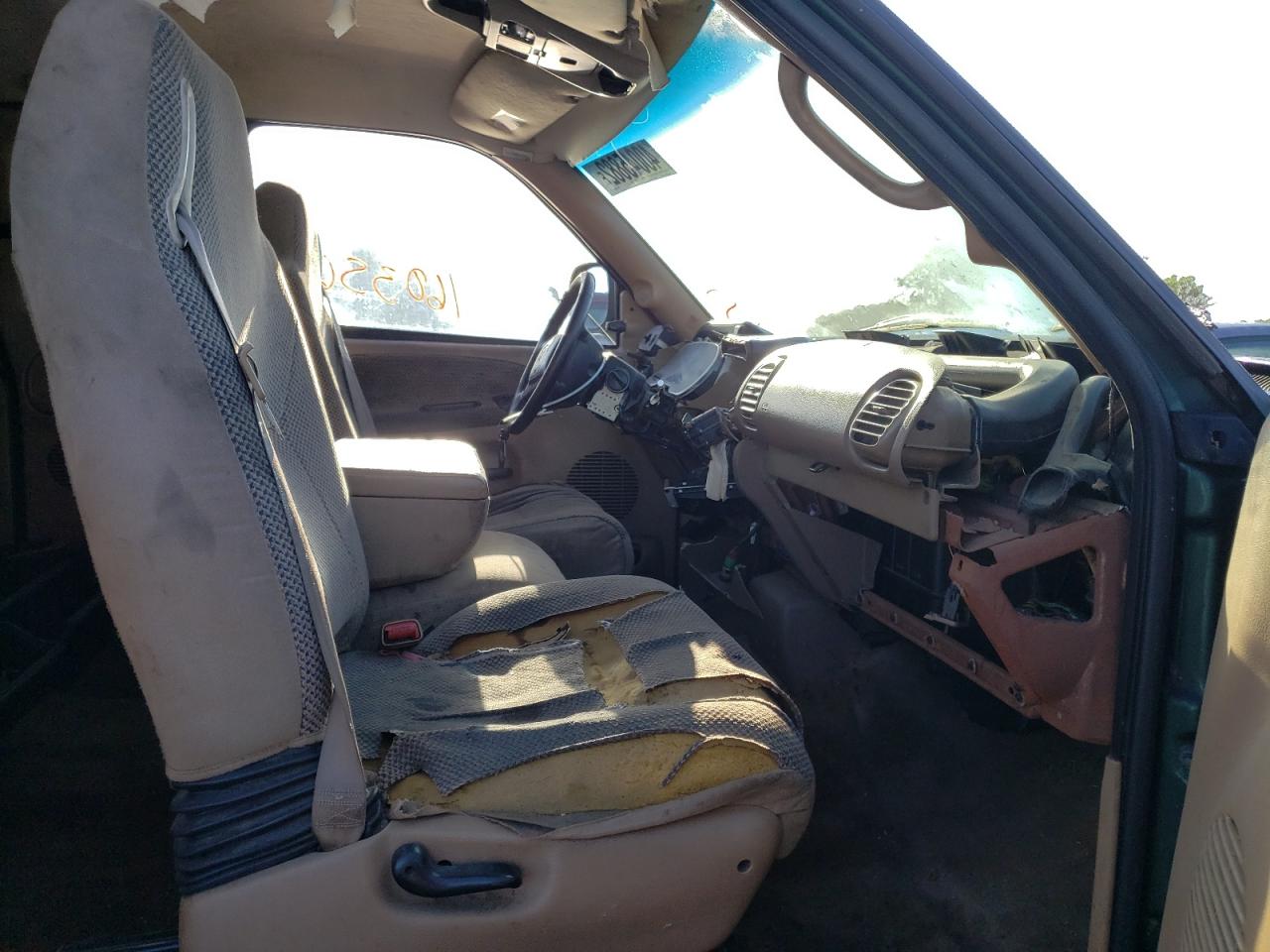 Photo 5 from auction – 2001 DODGE RAM 1500 with VIN 3B7HC13Z31G765324