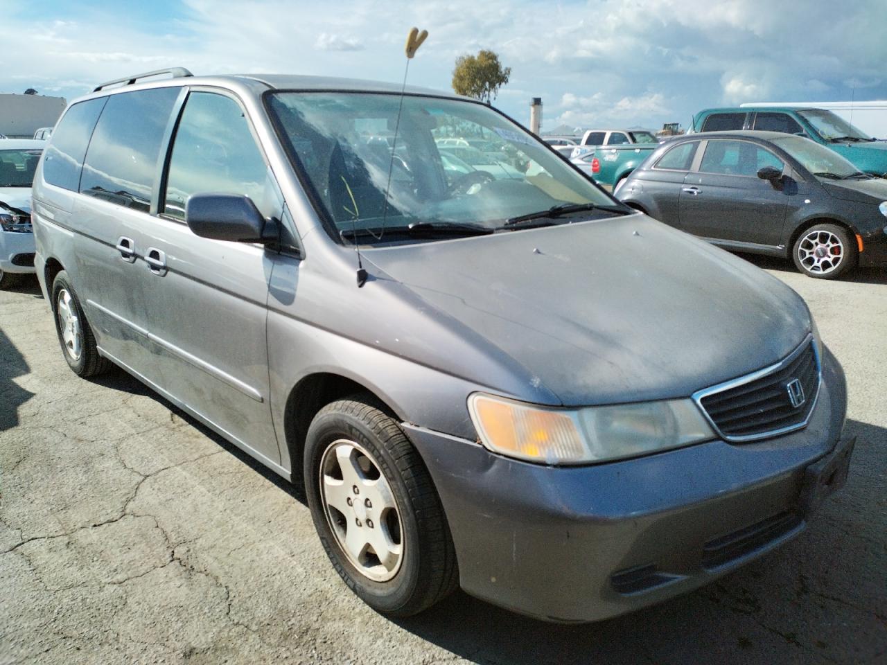 Photo 1 from auction – 2000 HONDA ODYSSEY EX with VIN 2HKRL1863YH616061