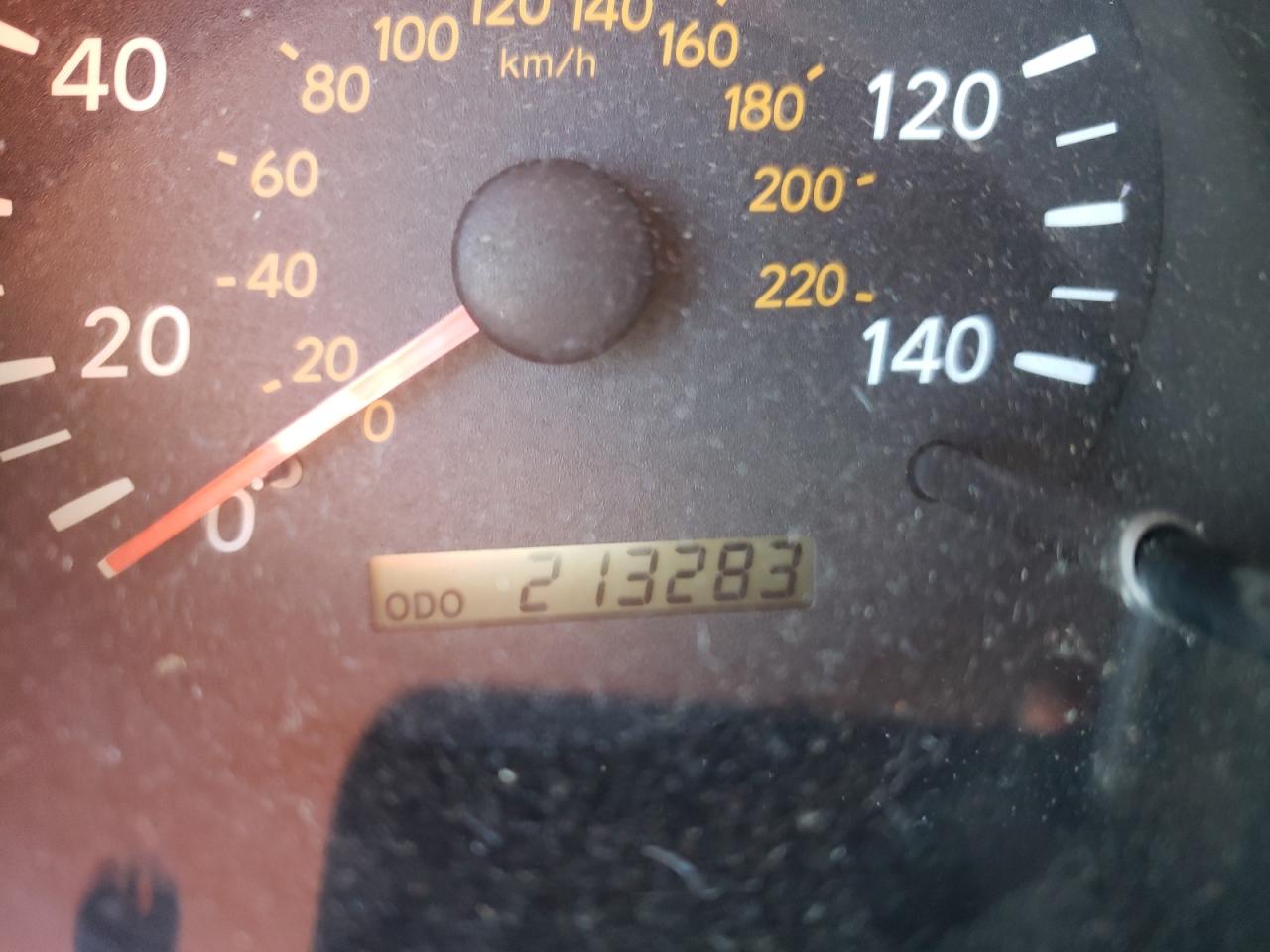 Photo 8 from auction – 2003 TOYOTA HIGHLANDER with VIN JTEGF21A230114629