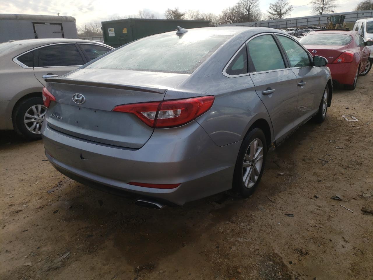 Photo 4 from auction – 2016 HYUNDAI SONATA SE with VIN 5NPE24AF0GH262673