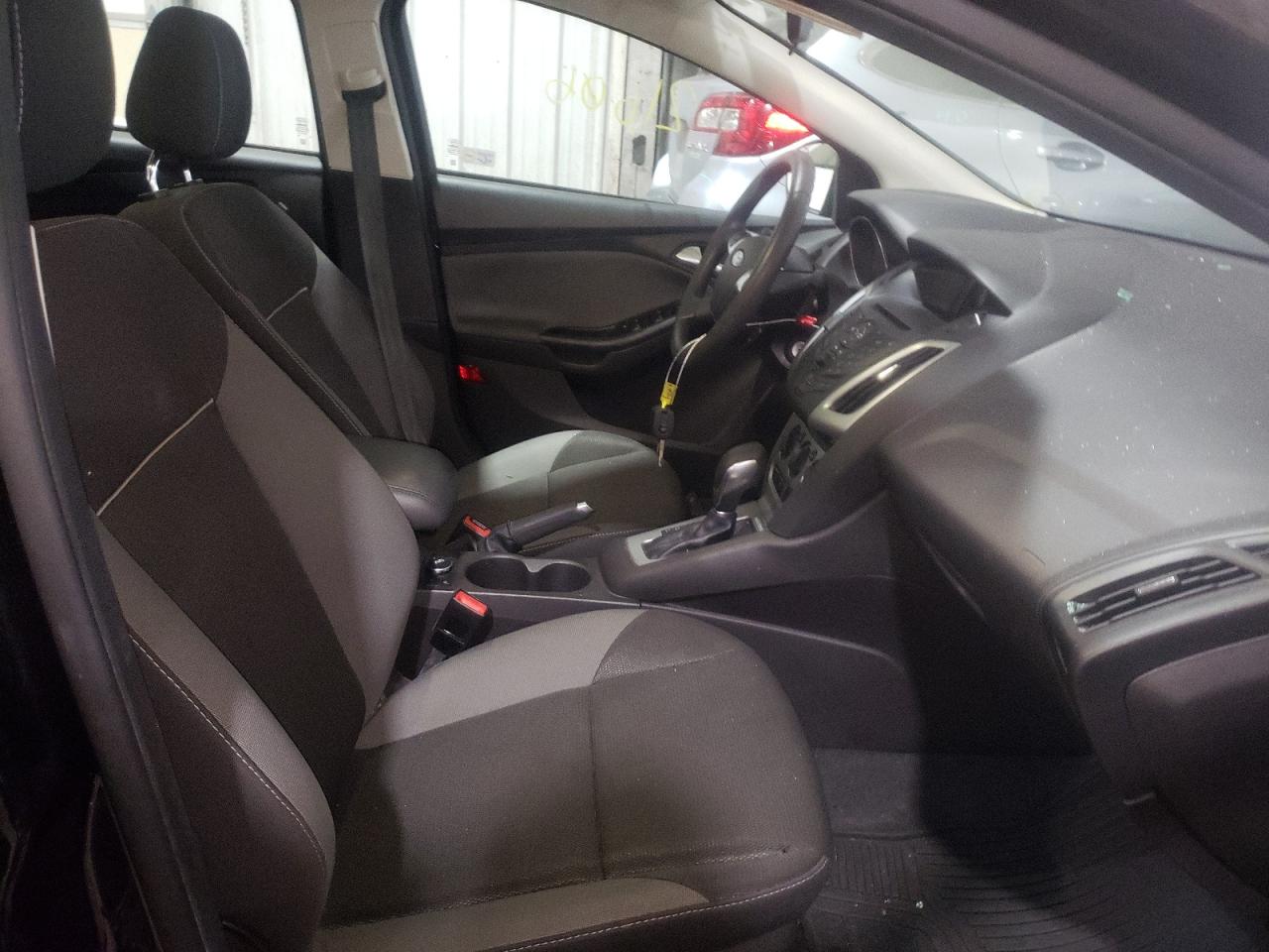 Photo 5 from auction – 2012 FORD FOCUS SE with VIN 1FAHP3F27CL330705