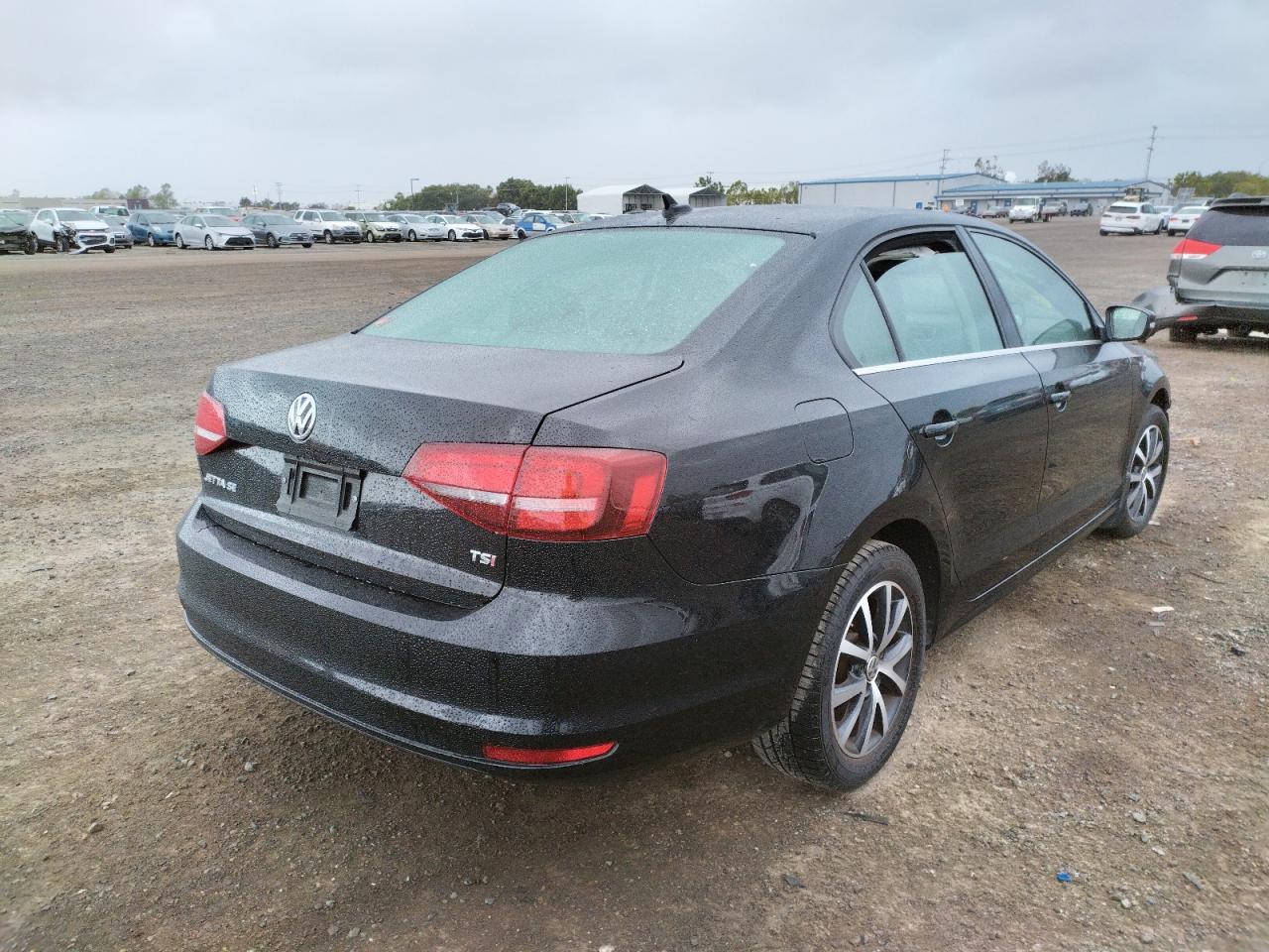 Photo 4 from auction – 2017 VOLKSWAGEN JETTA SE with VIN 3VWDB7AJ4HM396922
