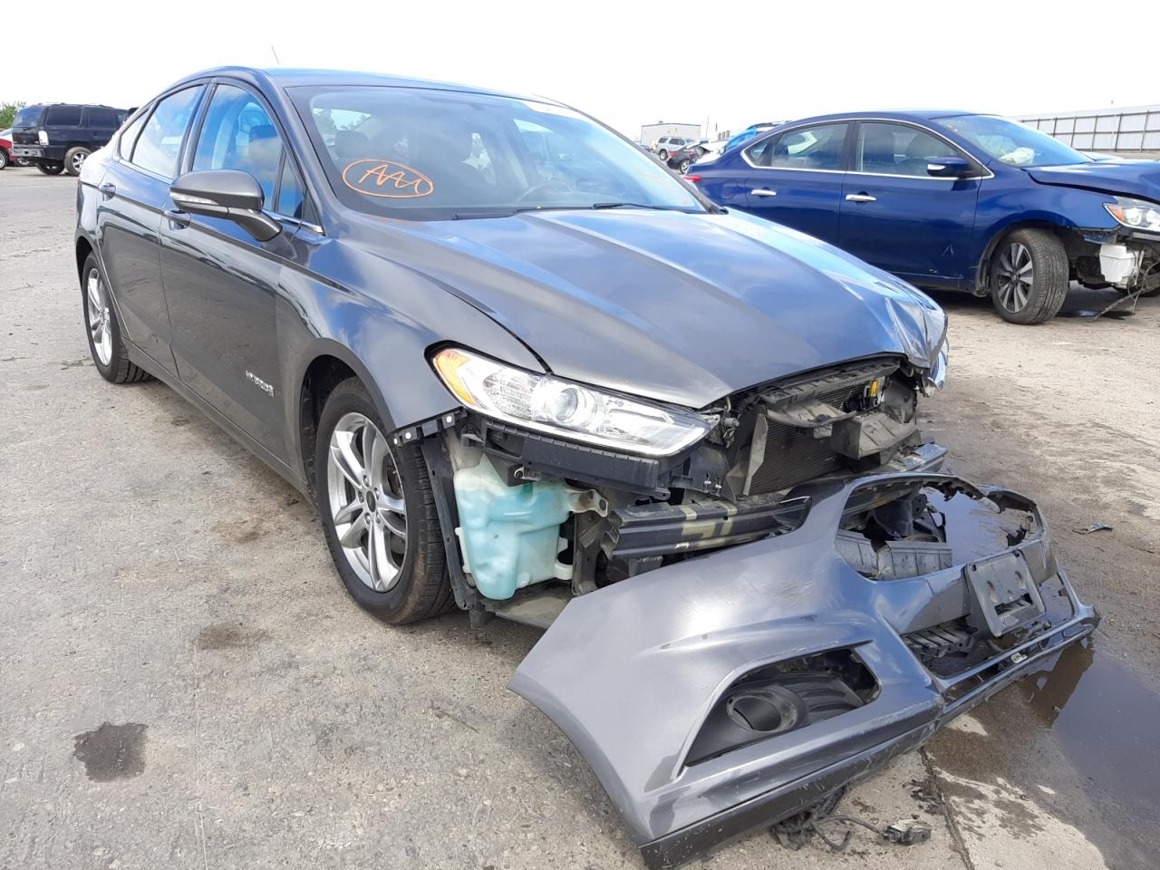 FORD FUSION SE 2016 with VIN 3FA6P0LU4GR342815 - Photo from auction