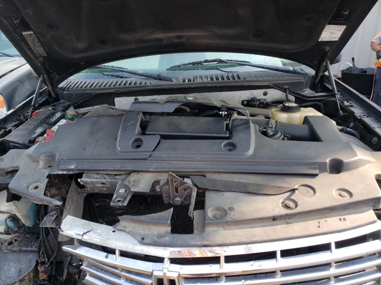 Photo 7 from auction – 2007 LINCOLN NAVIGATOR with VIN 5LMFL27527LJ11150