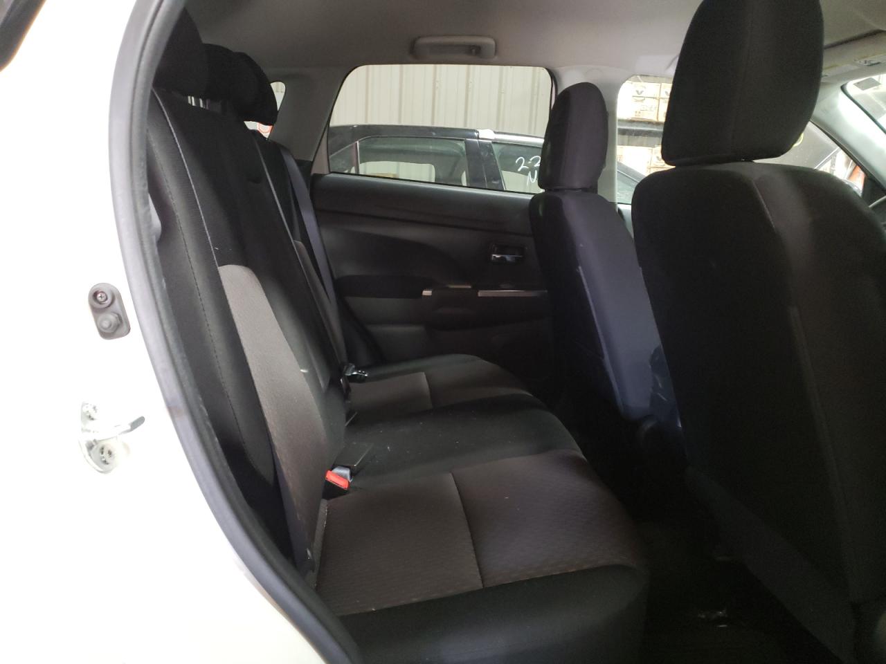Photo 6 from auction – 2019 MITSUBISHI OUTLANDER with VIN JA4AP3AU5KU015795