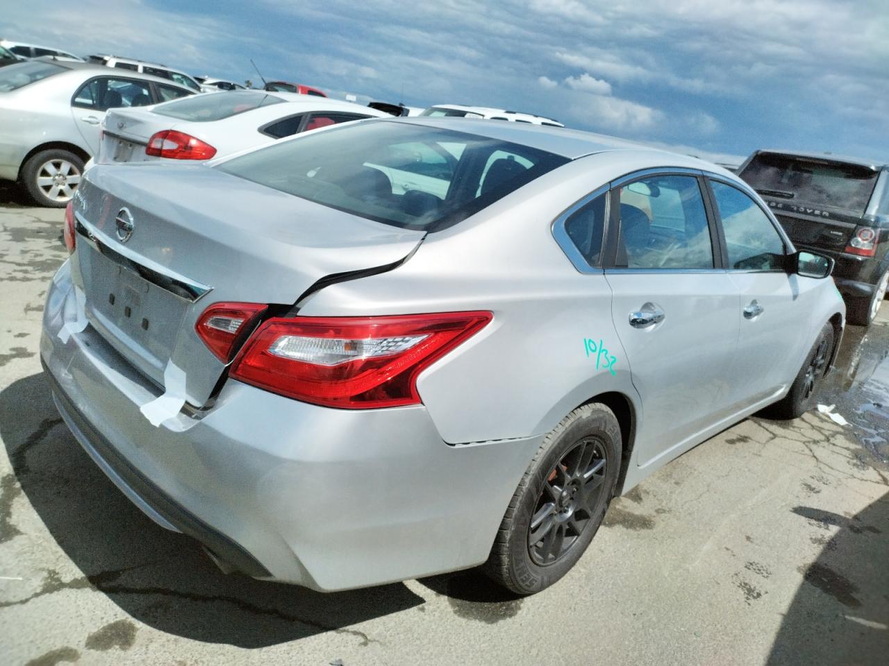 Photo 4 from auction – 2016 NISSAN ALTIMA 2.5 with VIN 1N4AL3AP4GC231300
