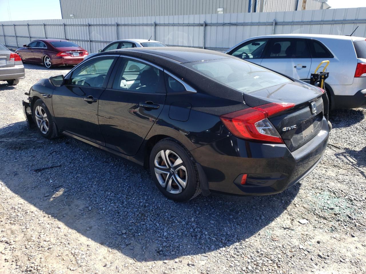 Photo 3 from auction – 2017 HONDA CIVIC LX with VIN 2HGFC2F55HH503564