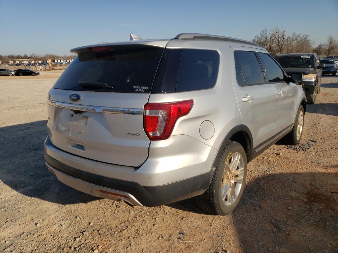Photo 4 from auction – 2017 FORD EXPLORER X with VIN 1FM5K8D82HGC46481