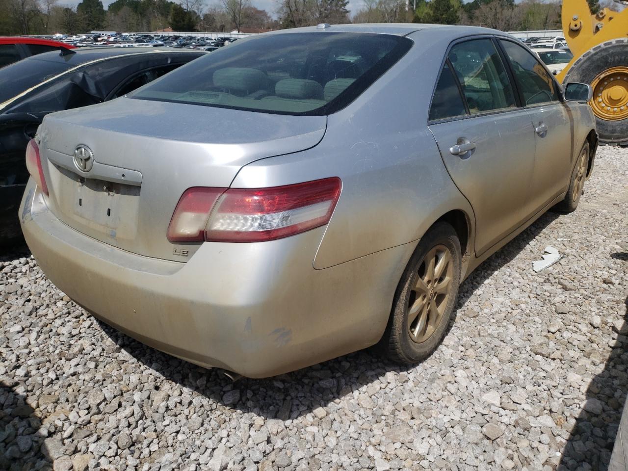 Photo 4 from auction – 2011 TOYOTA CAMRY BASE with VIN 4T4BF3EK1BR164731