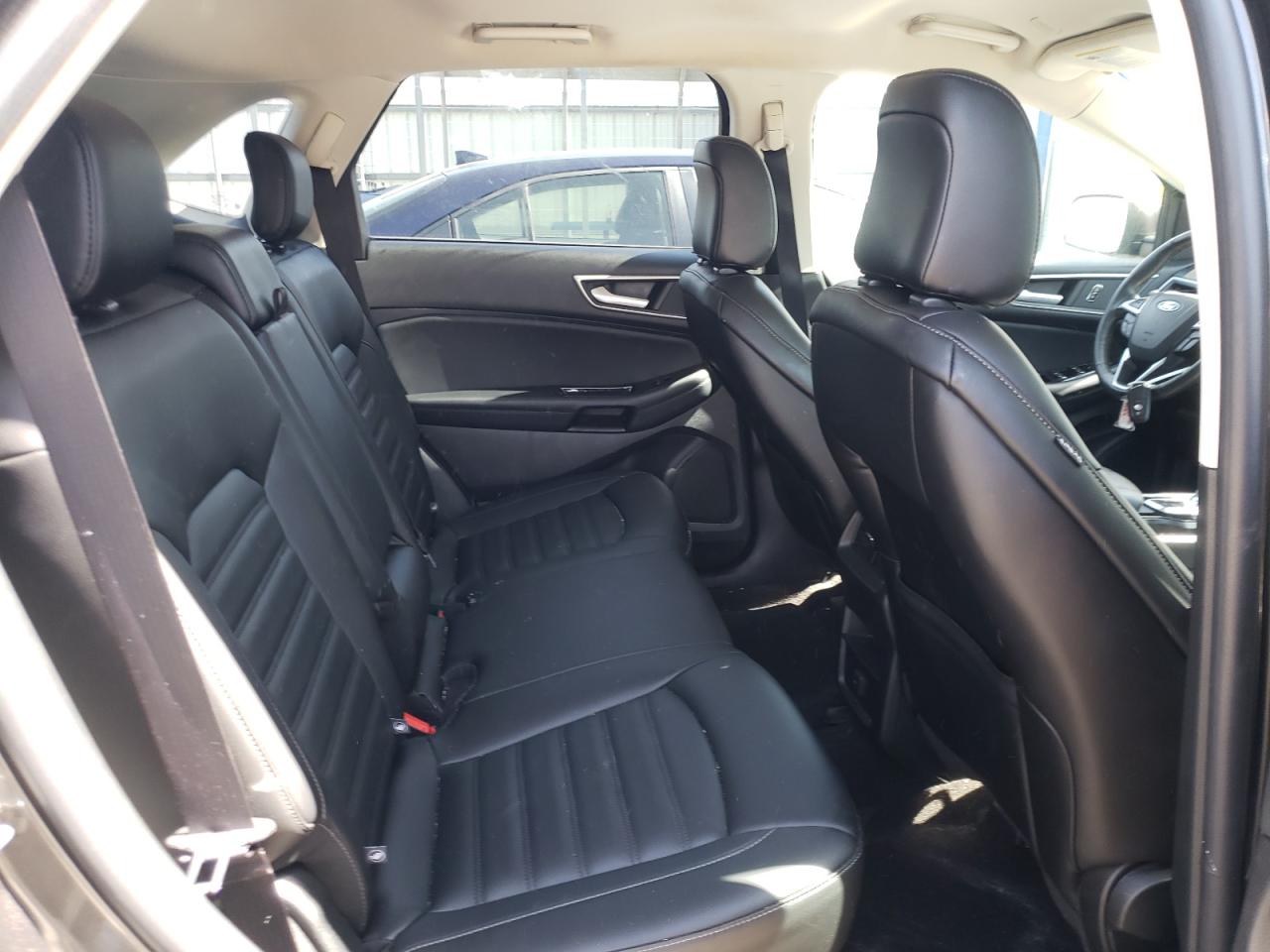 Photo 6 from auction – 2020 FORD EDGE SEL with VIN 2FMPK3J98LBA15030