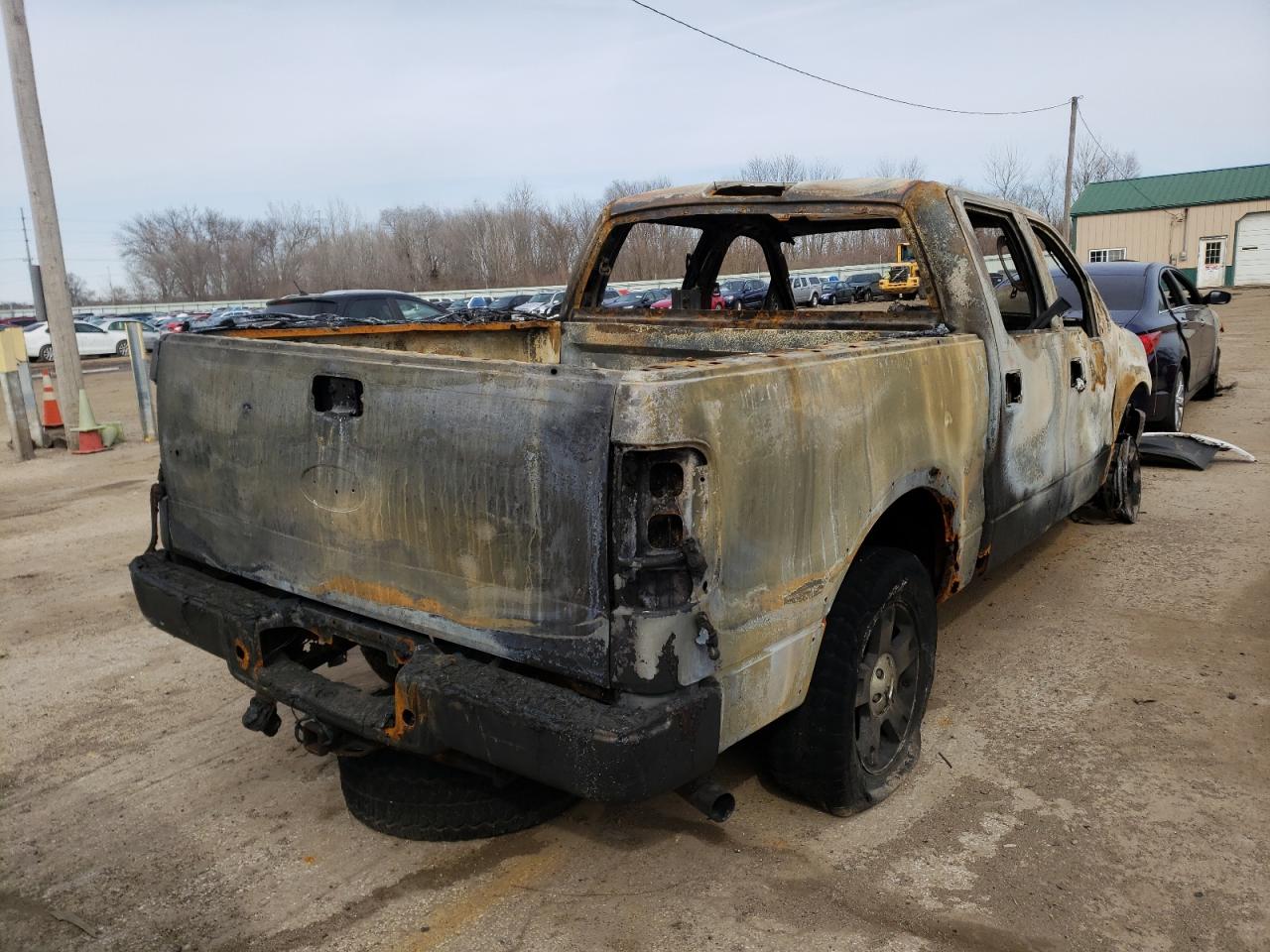 Photo 4 from auction – 2004 FORD F150 SUPER with VIN 1FTPW14594KC96008