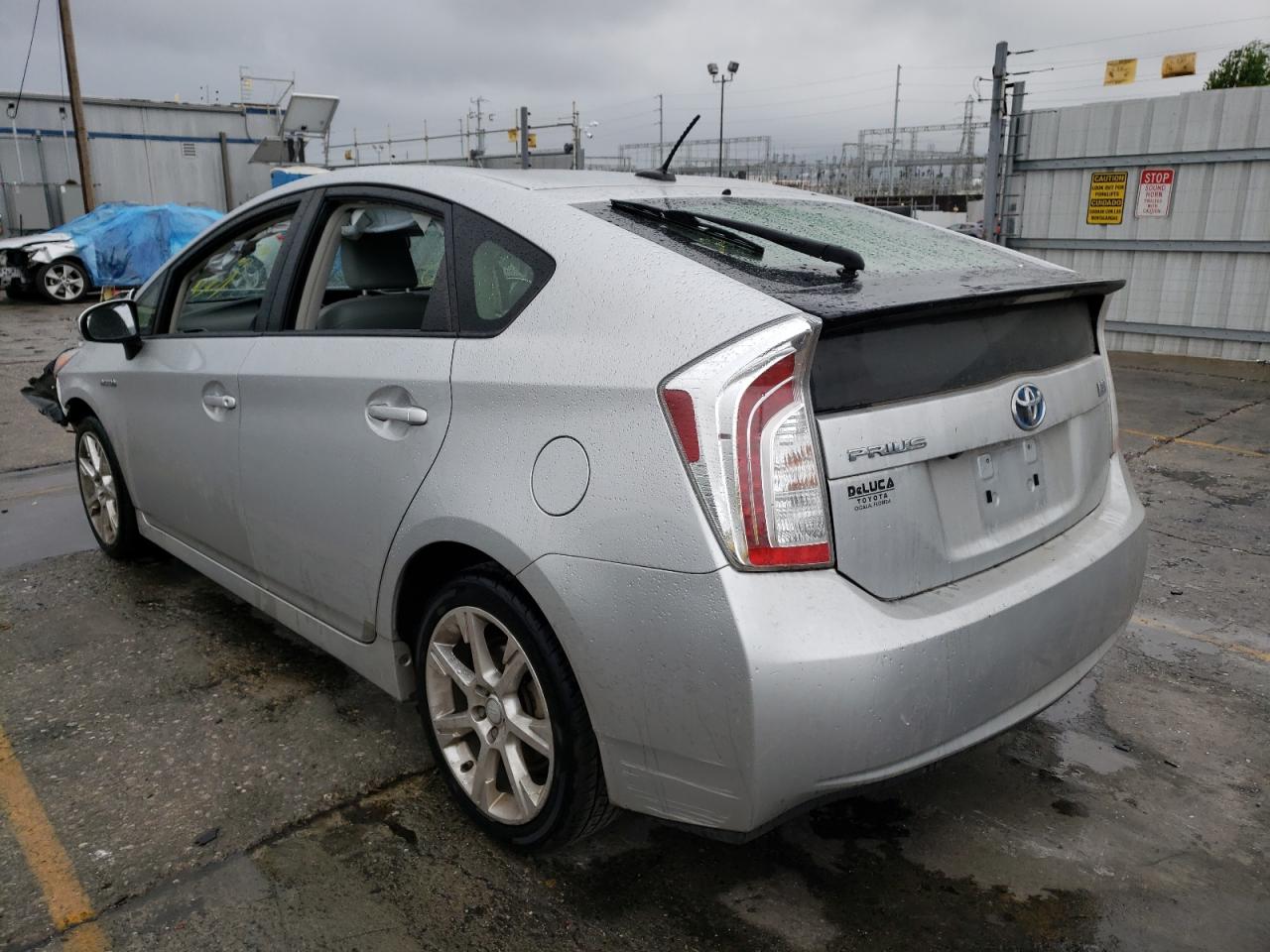 Photo 3 from auction – 2014 TOYOTA PRIUS with VIN JTDKN3DU1E0366906