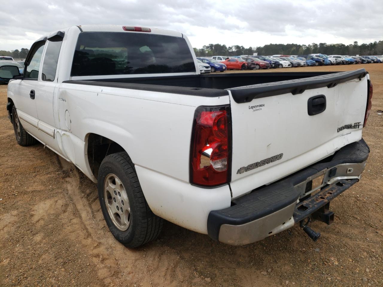 Photo 3 from auction – 2003 CHEVROLET SILVERADO with VIN 2GCEC19V631409761